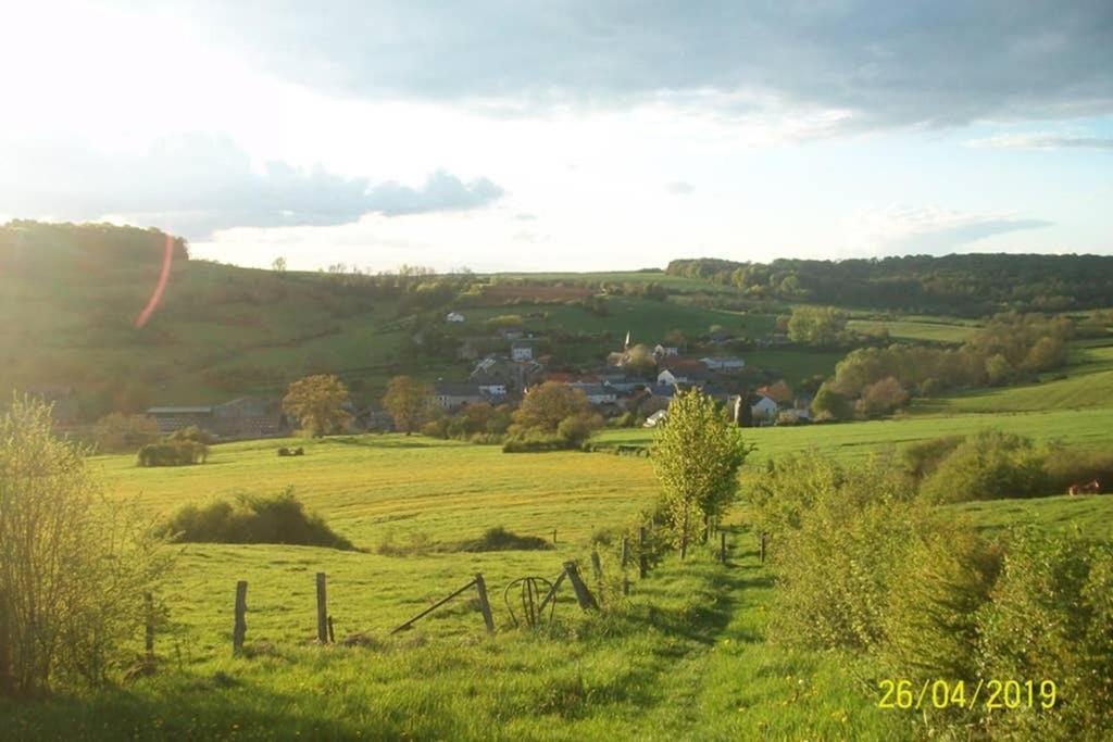 Gite A La Ferme Rouvroy Exterior foto
