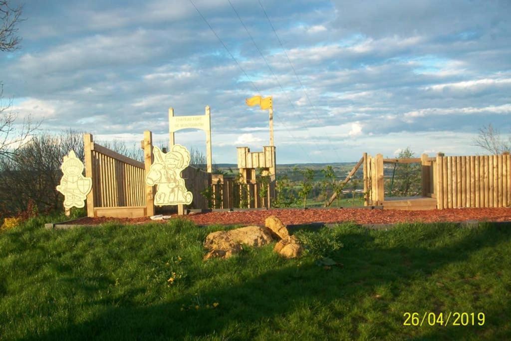 Gite A La Ferme Rouvroy Exterior foto