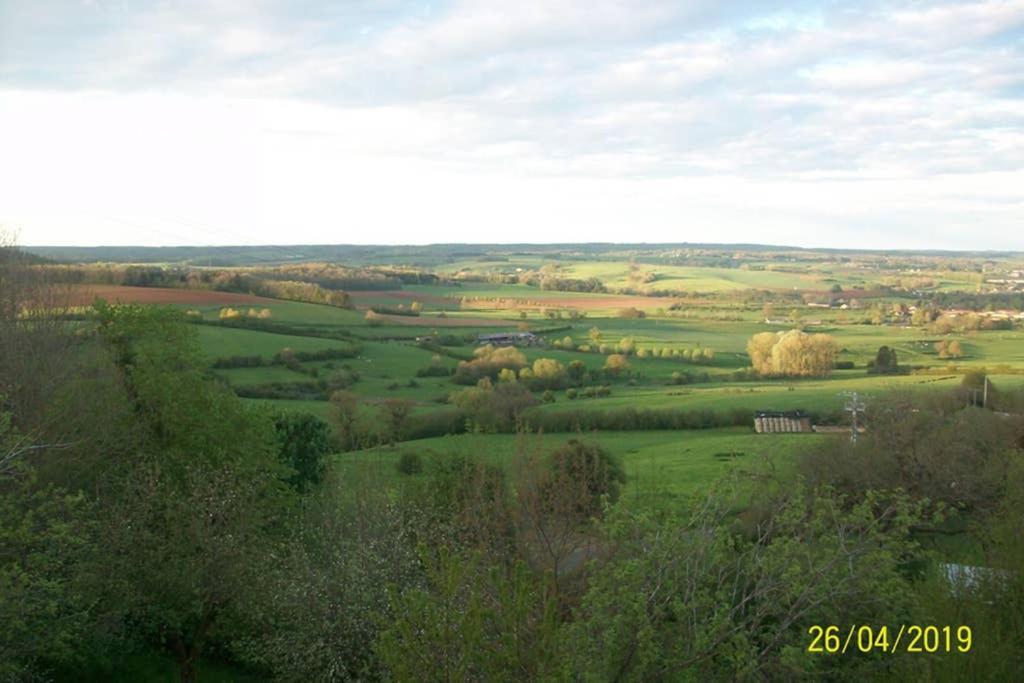 Gite A La Ferme Rouvroy Exterior foto