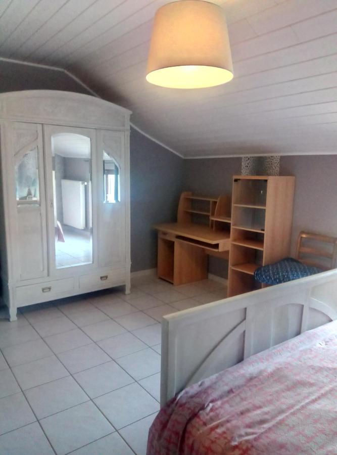 Gite A La Ferme Rouvroy Exterior foto